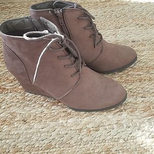 Massini wedge ankle boots
